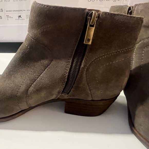 Lucky Brand gray suede booties Size 7 - Picture 1 of 5